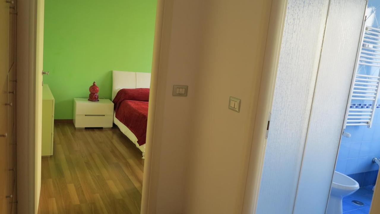 Laura House Appartement Napels Buitenkant foto