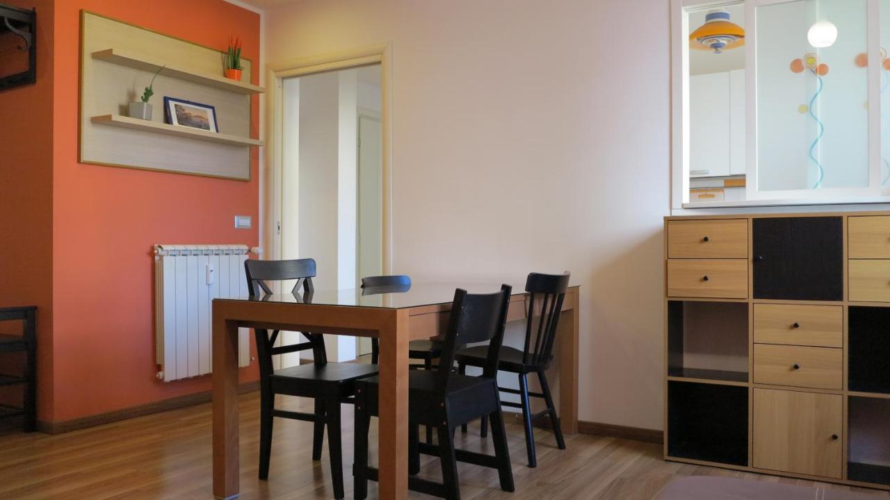 Laura House Appartement Napels Buitenkant foto